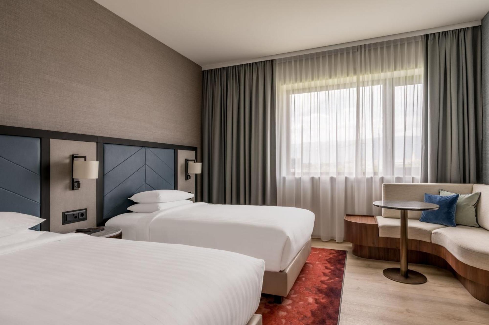Geneva Marriott Hotel Meyrin Eksteriør bilde